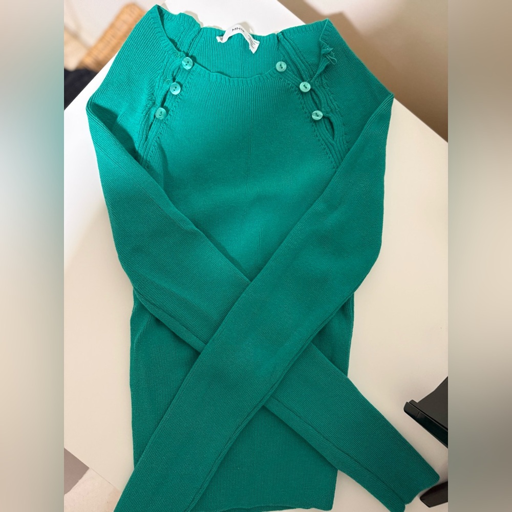 Mango Green Button-Accent Knit Top